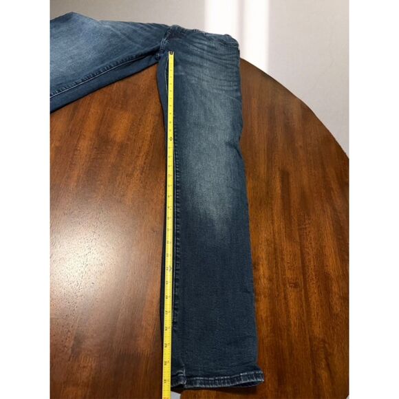 True Religion Blue Jeans Mens - Picture 3 of 8